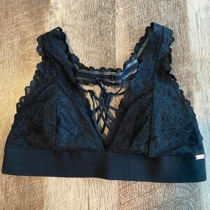 PINK Victoria’s Secret black strappy lace bralette